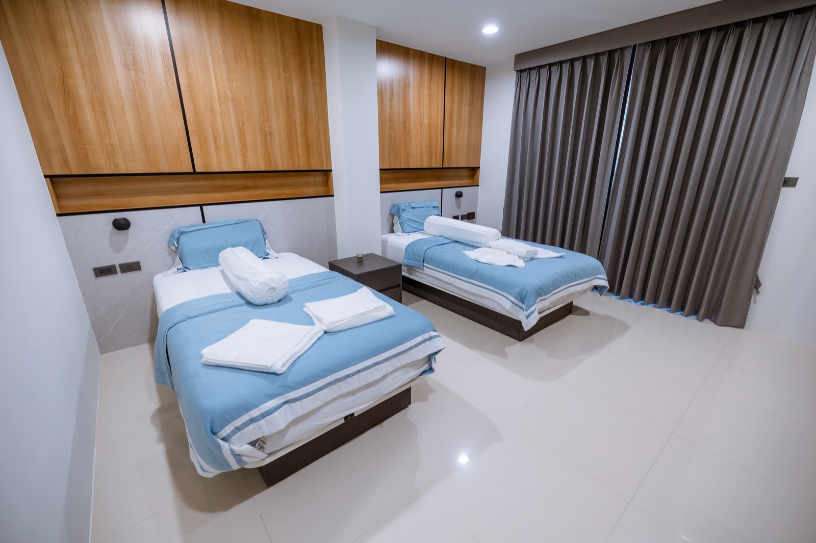 Twin room 2